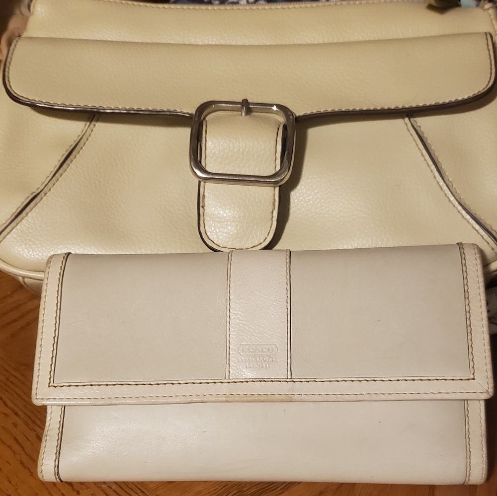Coach wallet 8x5